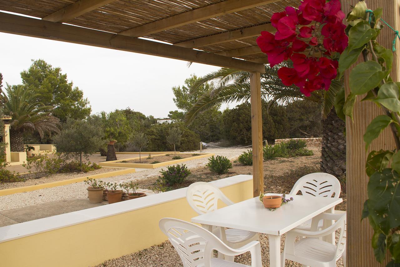 Vivendes Adelina - Escapada Formentera Casa di campagna